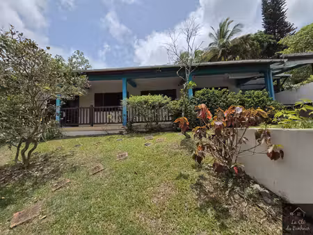 villat4 avec piscine aux trois-îlets