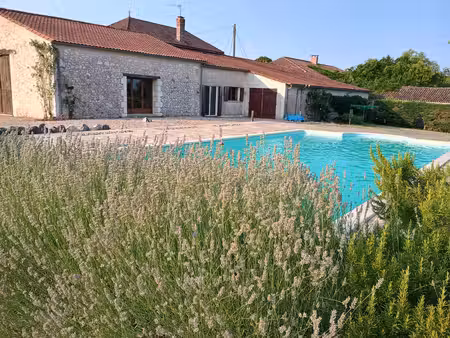 charmante maison de campagne avec dépendance de 116 m²  piscine et vue panoramique