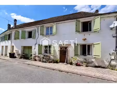 immeuble 205 m² – 3 logements – 3 garages – à 5 minutes de navarrenx