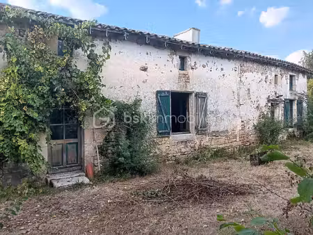 maison en pierre de 195 m² à saint-vincent-la-chatre