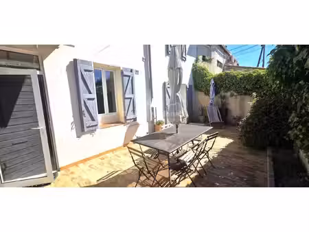coup de coeur au rove pour cette jolie maison de ville de type 3/4 de 110 m² avec terrasse