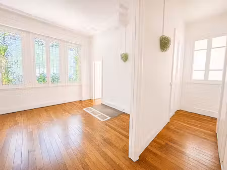 achat local professionnel 95m²