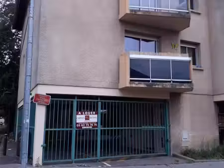 location parking toulouse 31200
