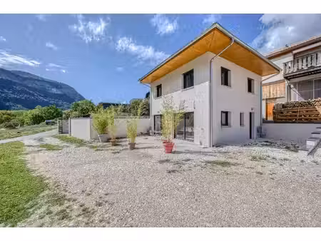 maison 4 pièces - 88 m²