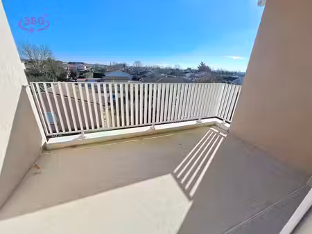 location appartement 3 pièces 58m² bruguieres 31150