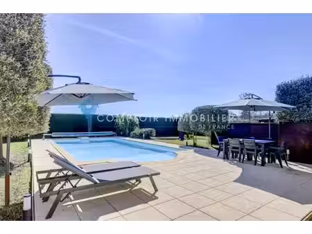 maison 8pièce(s) 5chambre(s) 201 60 m² guitalens-l'albarède (81220)