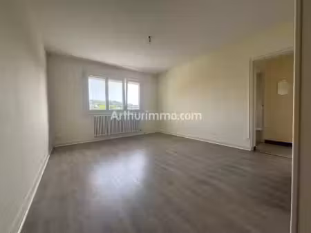 location appartement 2 pièces 43 m2 à montmorot