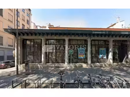 location commerce lyon 1er 69001 220m²