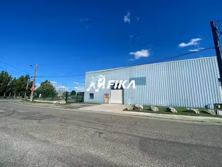 location local d’activités saint alban 31140 1046m²