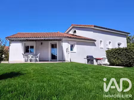 maison traditionnelle à saint-étienne-le-molard (42130)