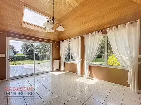 location maison 7 pièces 158.5 m² à plouvien (29860)  990 €