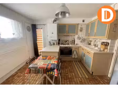 location appartement 3 pièces 77m²