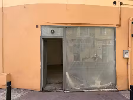 local commercial 26m² - vieux port de cannes