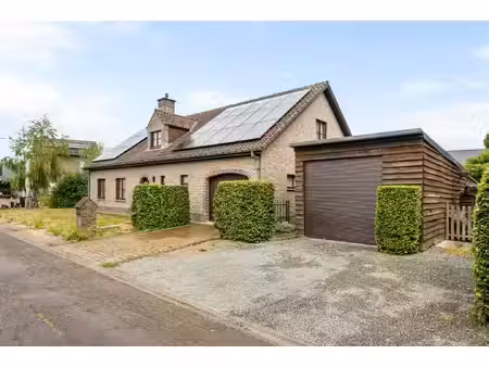 huis te koop in opwijk met 3 slaapkamers