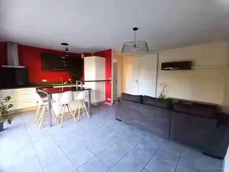 location appartement 2 pièces 46m2 luc-la-primaube 12450 - 35 € - surface privée