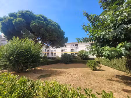 résidence plein sud 1er étage appartement t2 cabine 34m2 terrasse parking
