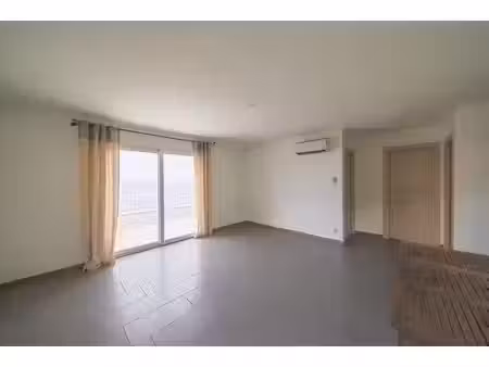 location appartement 3 pièces 60.51 m² à santa-maria-di-lota (20200)  880 €