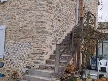 appartement t3 dans un corps de ferme