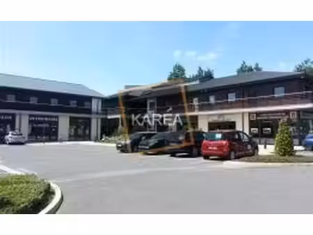 location local professionnel 21m² serris 77700