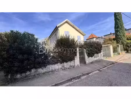 vente maison 9 pièces 178 m² à grenoble (38000)  334 000 €
