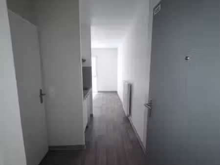 location appartement 1 pièce 18m² franqueville st pierre 76520