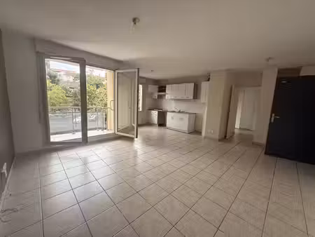 à louer bel appartement 3 pièces de 62 m2 à riom