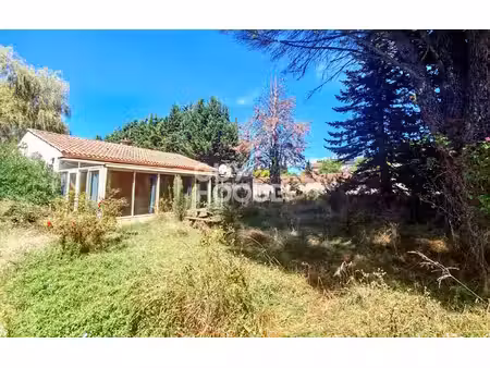 mormoiron  maison plain pied de 126 m² - 3 chambres - 735 m² de terrain