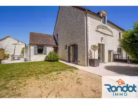 maison 6 pieces / 4 chambres / environ 190 m2 / parcelle 516 m2 / garage