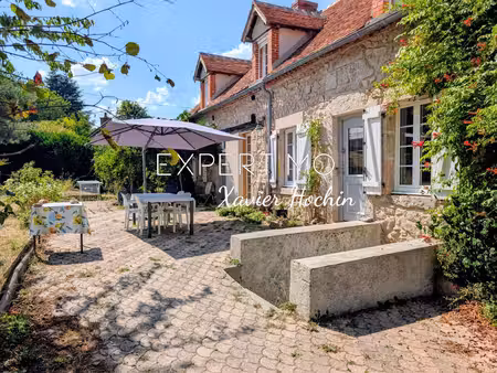 charmante longère rénovée avec vue panoramique sur les combrailles