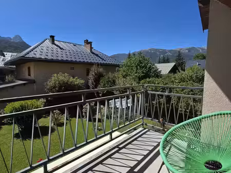 vente appartement 3 pièces 70m2 barcelonnette 04400 - 291200 € - surface privée