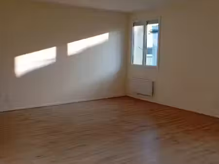 vente locaux professionnels 8 pièces 205 m² à la membrolle-sur-choisille (37390)  175 000 