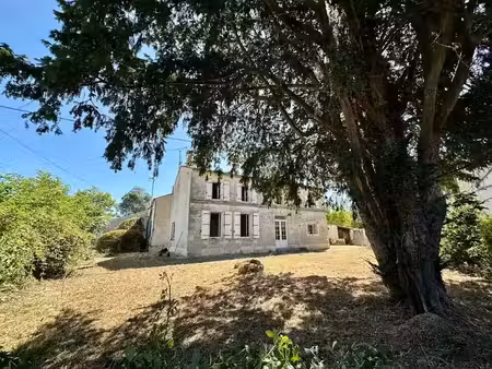 vente maison 3 pièces 117 m² à sonnac (17160)  110 000 €