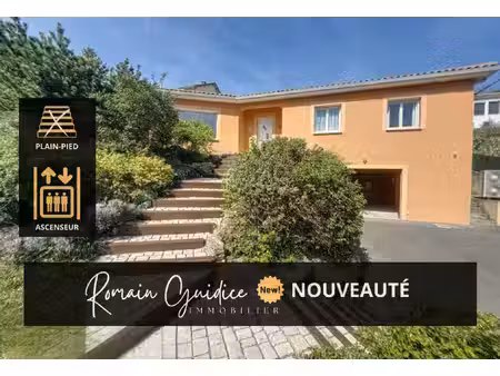 villa f5 148 m2 avec ascenseur sur terrain de 1014 m2