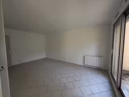 location appartement 1 pièce 38 m² à saint-avertin (37550)