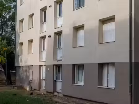 location appartement 3 pièces 68 m² à sorgues (84700)