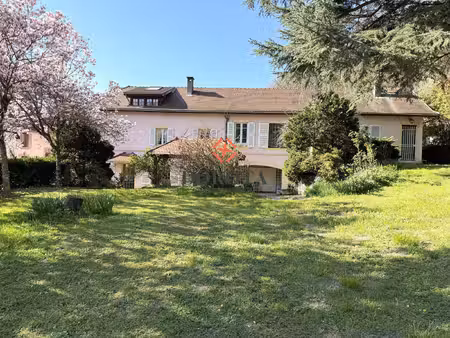 ancienne maison de diligences – charme et potentiel rare