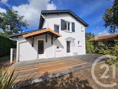 location maison 4 pièces 85m² ares 33740
