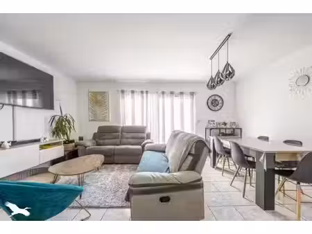 vente maison 5 pièces 95 m² à saint-georges-du-bois (17700)  231 000 €