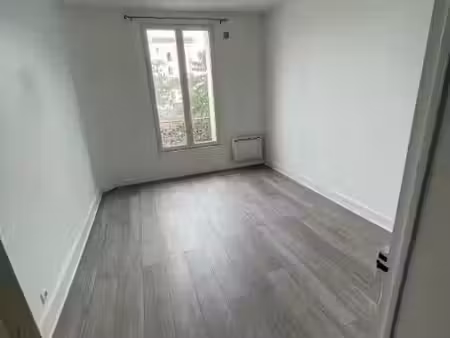 location appartement 2 pièces 32.67 m² à pantin (93500)  862 €