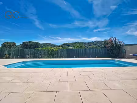 villa plain pied 6 pieces avec piscine