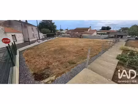 vente terrain 595 m² beaupréau-en-mauges (49450)