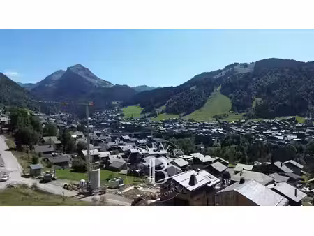 morzine – terrain constructible d'exception de 895 m² dans un environnement prestigieux