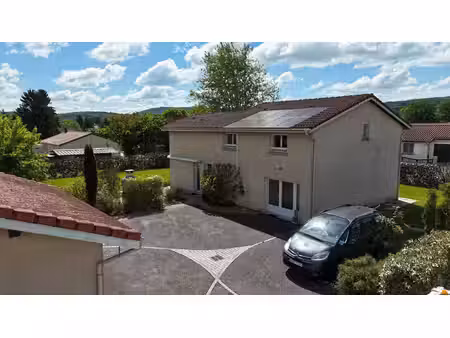 en exclusivité maison familiale à villereversure