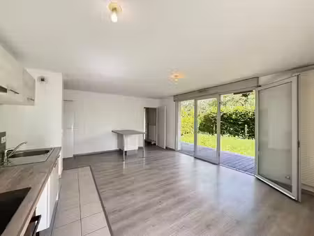 appartement t3 récent terrasse bezannes - 65.5 m2