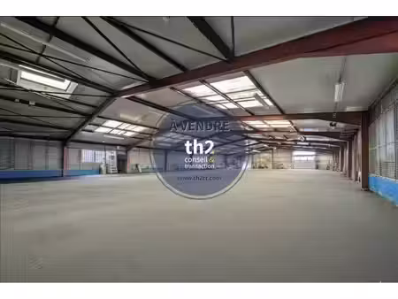 vente commerce ouistreham 14150 600m²