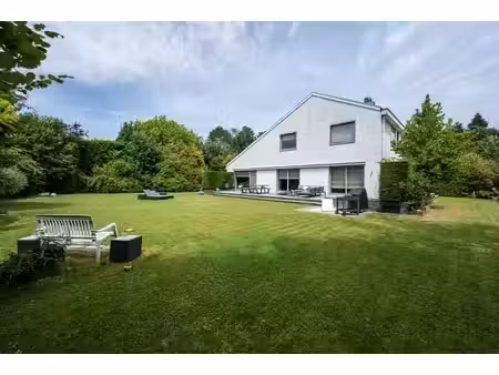 wemmel - villa 5 chambres + beau jardin et terrasses