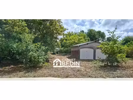 terrain 1630 m²