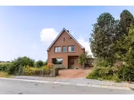 ruime  charmante woning op een toplocatie met perceel van...