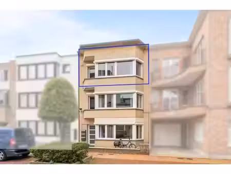 appartement au rez-de-chaussée avec jardin de ville au cent