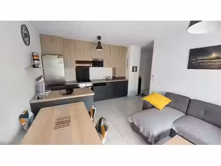 location appartement 4 pièces 63 m² à hendaye (64700)